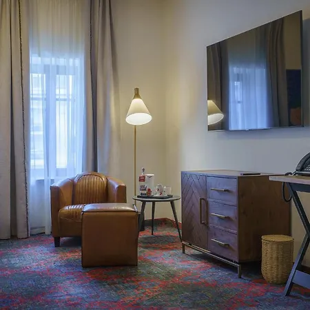 Hotel La Boheme Boutique Casa Soare 4*