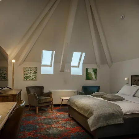 Hotel La Boheme Boutique Casa Soare Bucharest